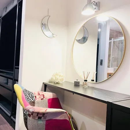 Apartment Spacious Two Bedrooms W Parking&balcony *