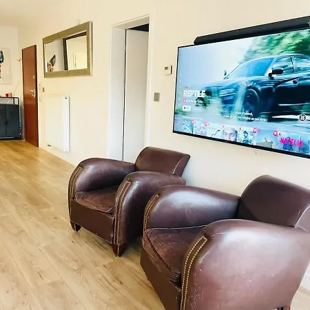 Spacious Two Bedrooms W Parking&balcony * Luxemburgo